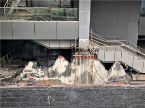 南寧市會(huì)展大廈假山水景雕塑